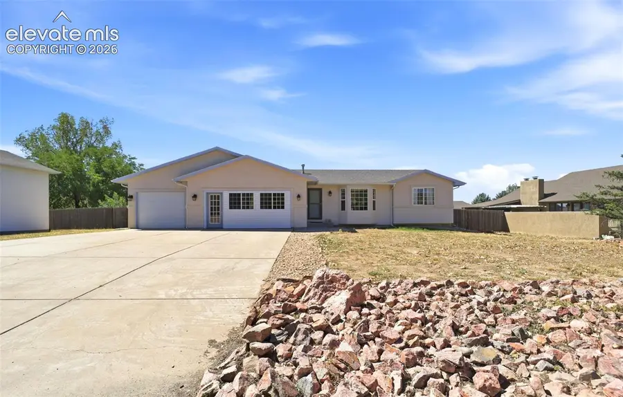 458 W Lookout Drive, Pueblo, CO 81007 - #2