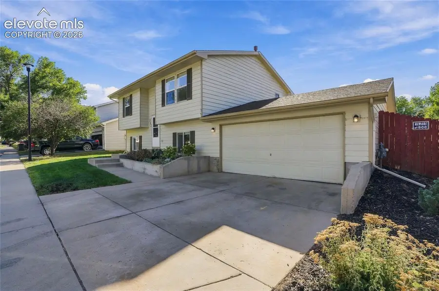 303 Sundance Parkway, Dacono, CO 80514 - #2