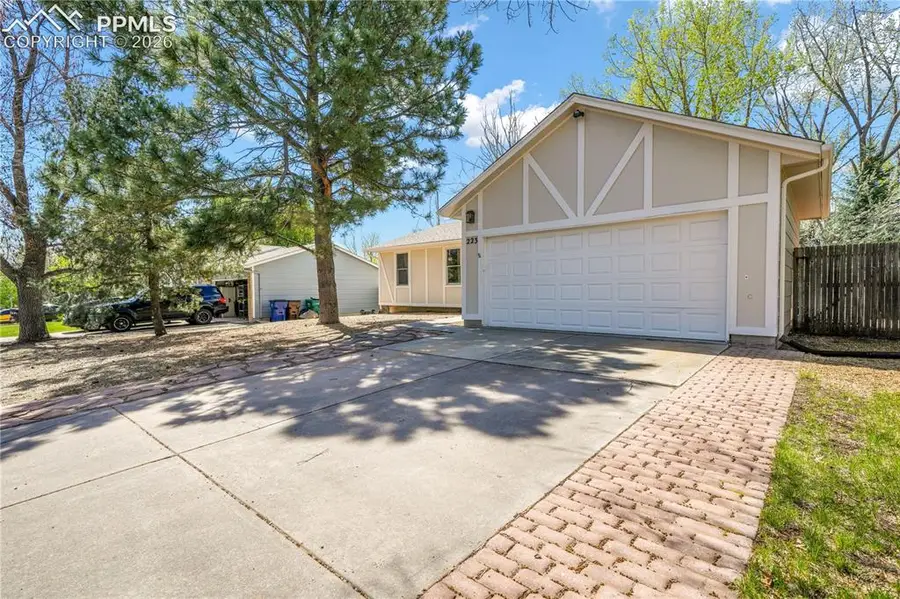223 Saddlemountain Road, Colorado Springs, CO 80919 - #3