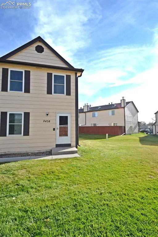 2438 Lexington Village Lane, Colorado Springs, CO 80916 - Image #2