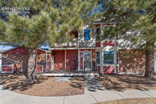 432 W Rockrimmon Boulevard #B, Colorado Springs, CO 80919