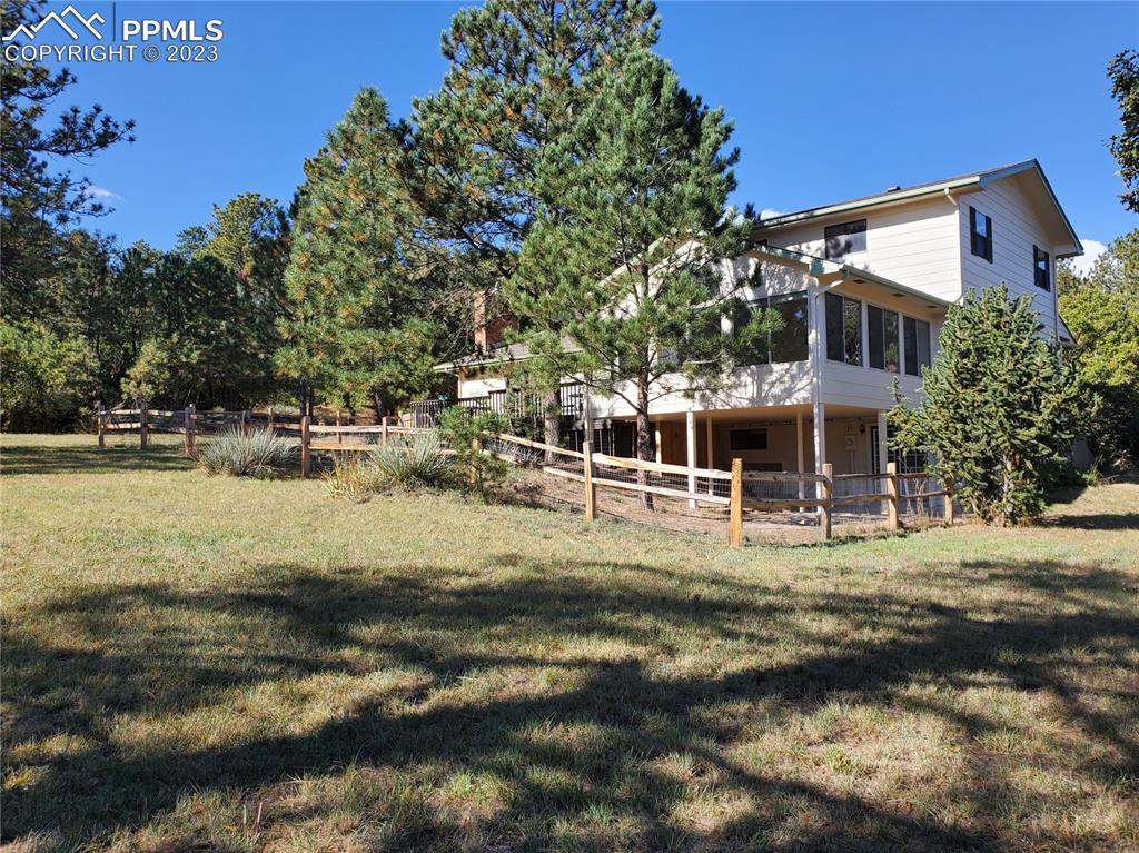 255 W Woodmen Road Colorado Springs CO 80919 BHGRE   8239940 P00 