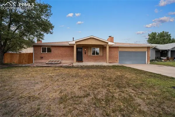 911 Candytuft Boulevard, Pueblo, CO 81001