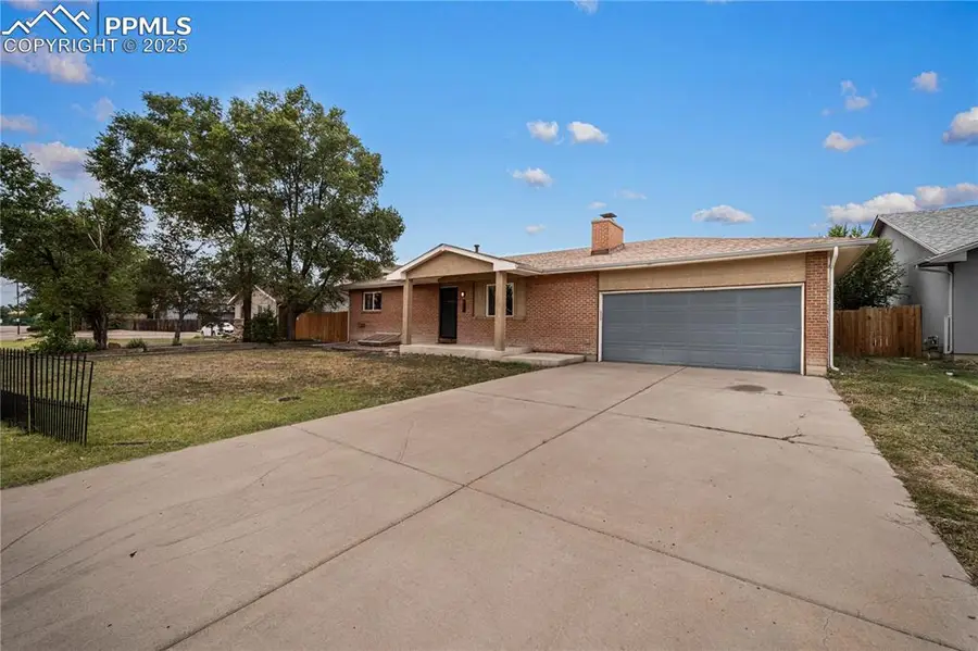 911 Candytuft Boulevard, Pueblo, CO 81001 - Image #3