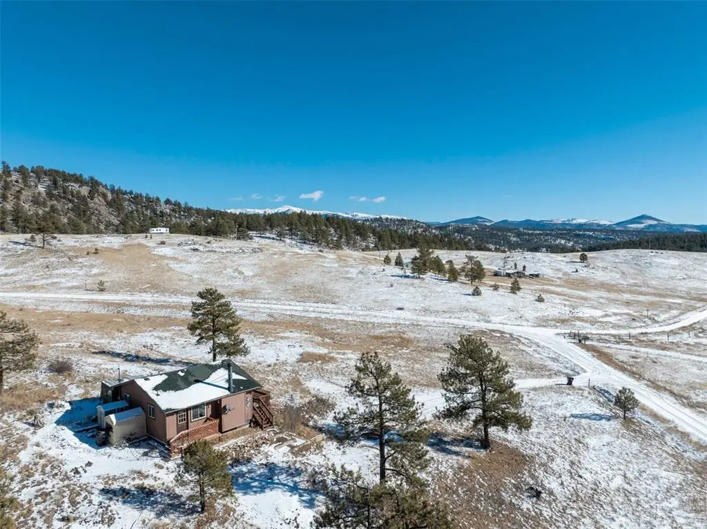 11 Valley Circle, Guffey, CO 80820 - Image #1