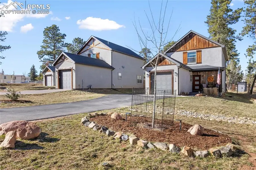 118 E Chester Avenue, Woodland Park, CO 80863 - #2