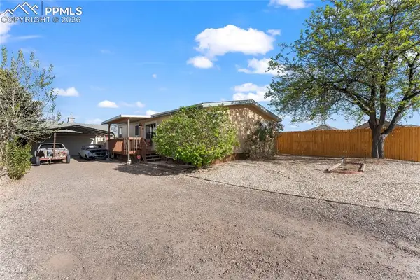 956 S Countryside Lane, Pueblo West, CO 81007