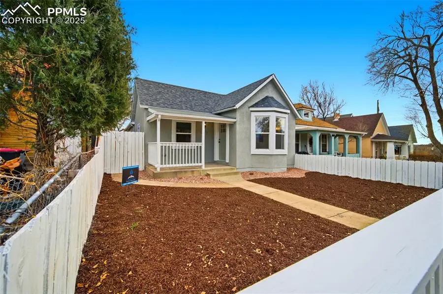 907 S Cascade Avenue, Colorado Springs, CO 80903 - Image #2