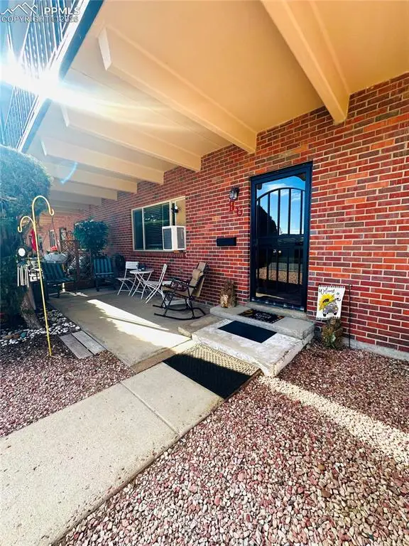 434 Valley Hi Circle #B6, Colorado Springs, CO 80910 - #3