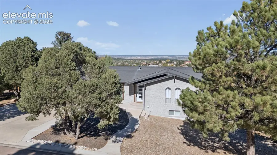 810 Point Of The Pines Drive, Colorado Springs, CO 80919 - #3