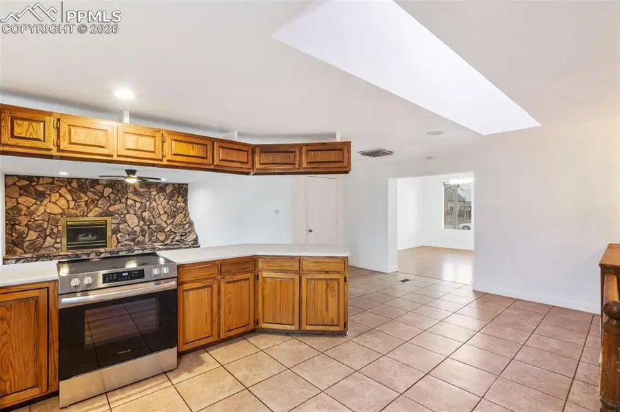 609 E 5th Street, Pueblo, CO 81001 - #2