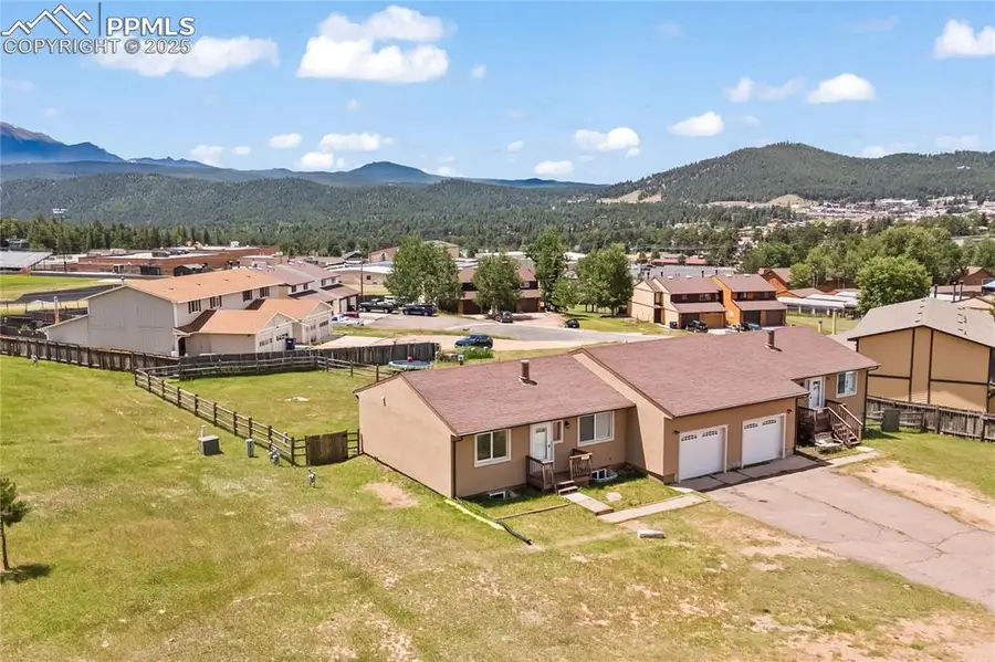 1005 Mountain View Road, Woodland Park, CO 80863 - Image #2