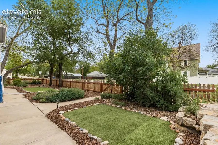 1803 W Pikes Peak Avenue, Colorado Springs, CO 80904 - #3