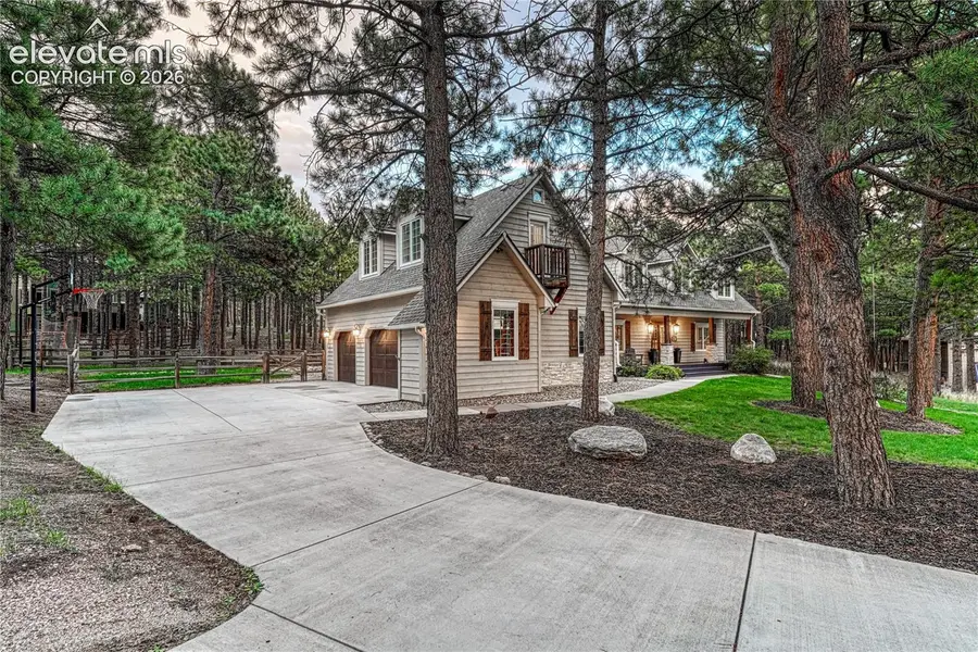 165 King Arthurs Knoll Na, Monument, CO 80132 - #2