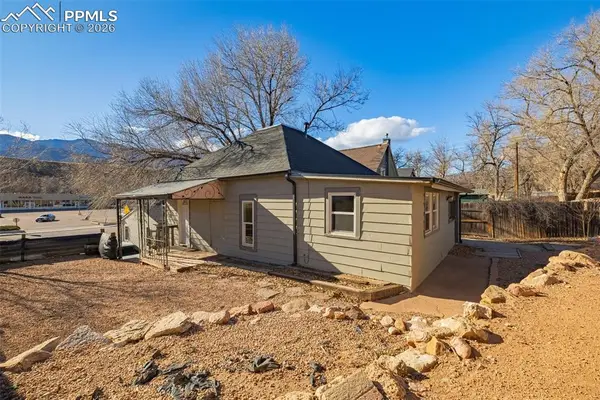 3120 W Colorado Avenue, Colorado Springs, CO 80904