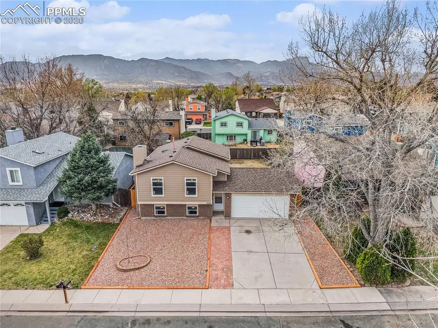 3350 Bridgewater Drive, Colorado Springs, CO 80916 - #2