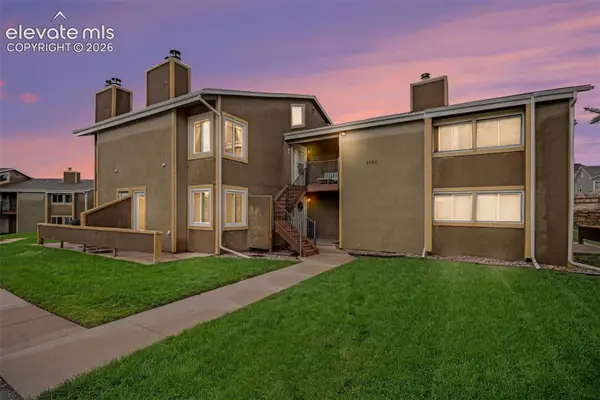 1050 Magic Lamp Way #E, Monument, CO 80132