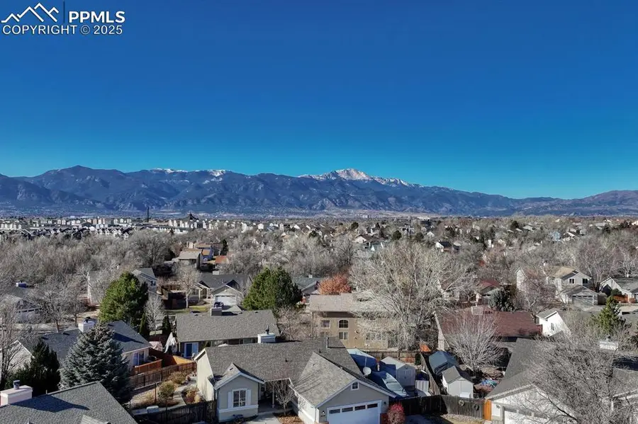 795 Aspenglow Lane, Colorado Springs, CO 80916 - Image #3