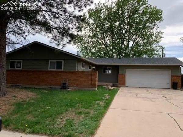 1014 Fosdick Drive, Colorado Springs, CO 80909