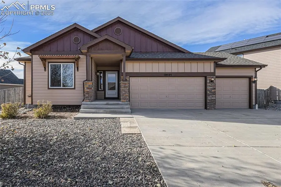 10525 Abrams Drive, Colorado Springs, CO 80925 - Image #3