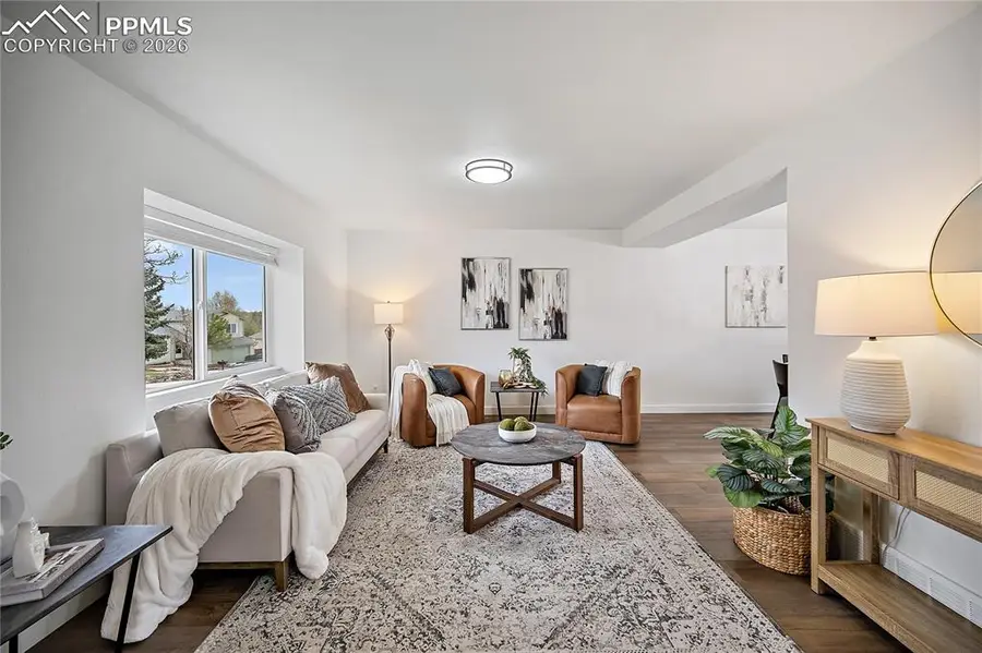 7160 Alpenwood Way, Colorado Springs, CO 80918 - #3