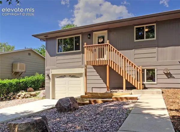 622 Mountain Avenue, Colorado Springs, CO 80905