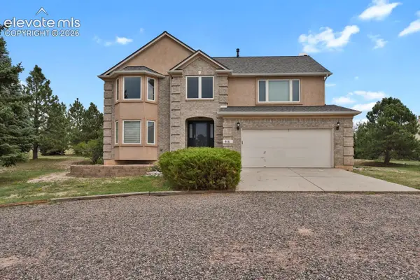 916 W Caribou Drive, Monument, CO 80132