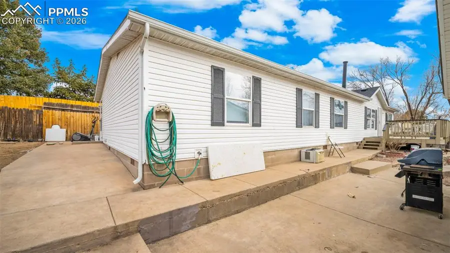 4727 E Pikes Peak Avenue, Colorado Springs, CO 80916 - Image #2