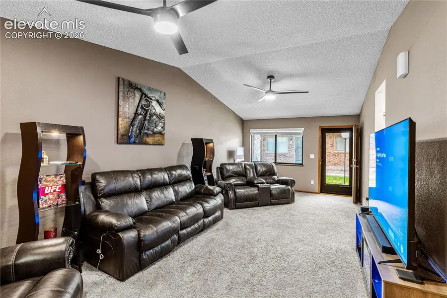 2106 Chautard Drive #B, Pueblo, CO 81005 - #2