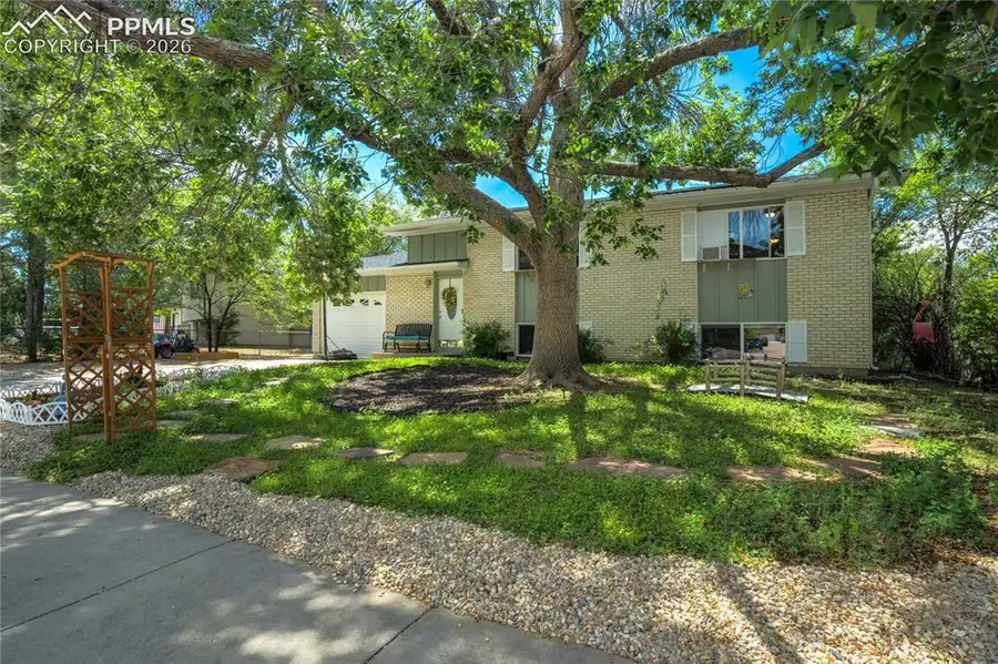 6945 Sullivan Avenue, Colorado Springs, CO 80911 - #2