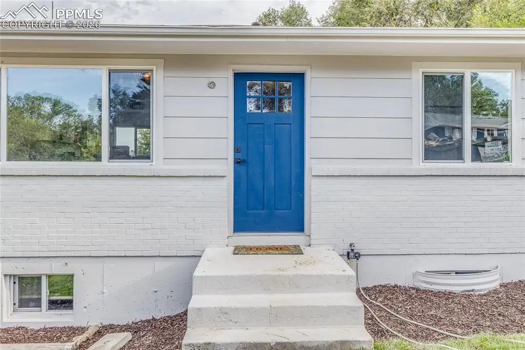 2527 Launcelot Court, Colorado Springs, CO 80904 - Image #1