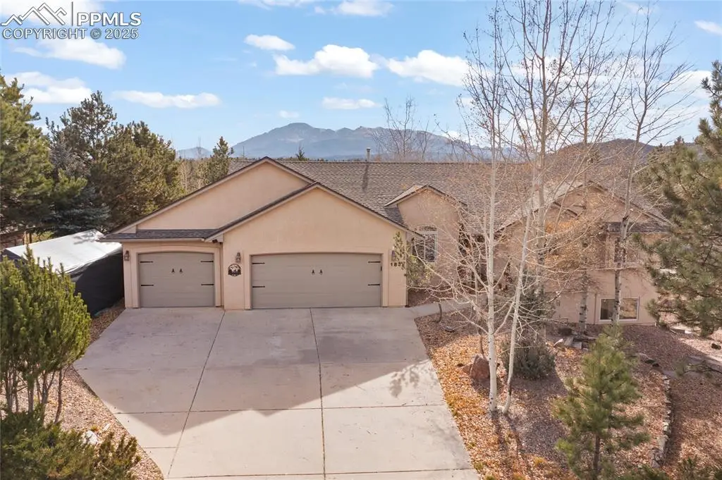 183 Crestwood Drive, Woodland Park, CO 80863 - Image #1