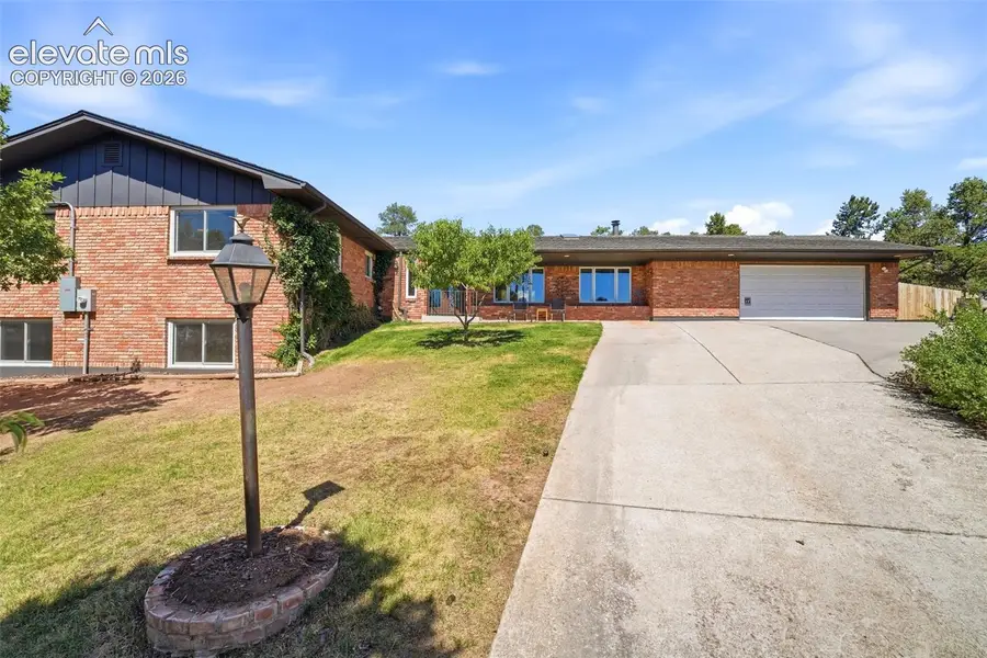 6 Las Piedras Escondidas Na, Colorado Springs, CO 80904 - #3