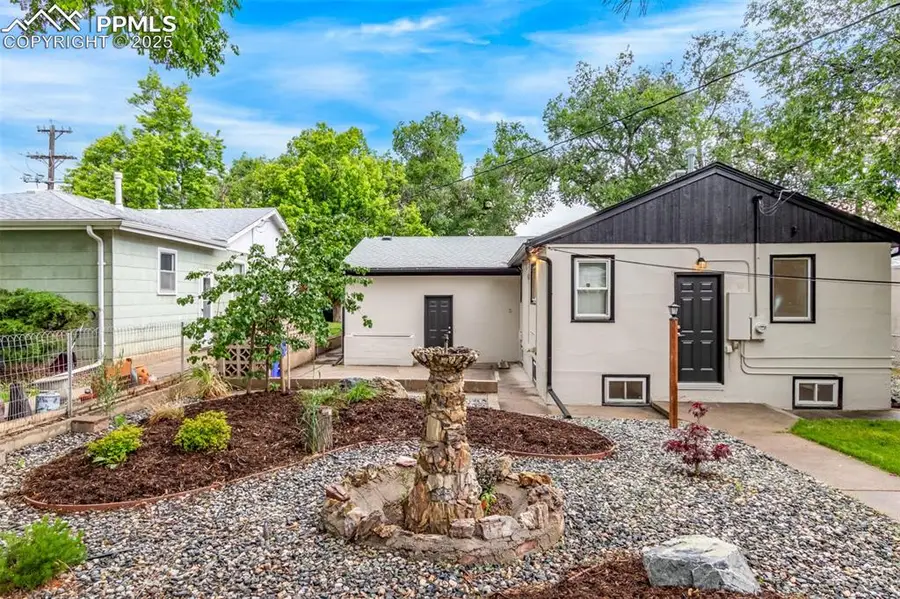 105 Bonfoy Avenue, Colorado Springs, CO 80909 - Image #2