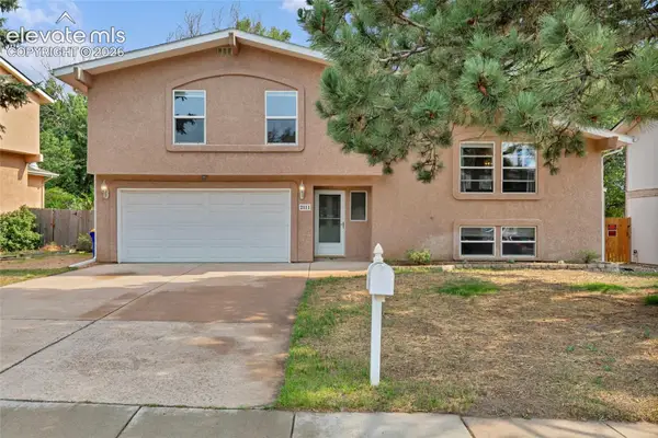2811 Keystone Circle, Colorado Springs, CO 80918