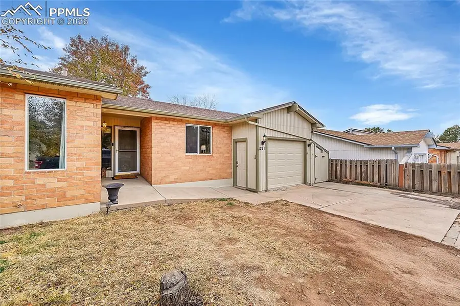 421 S Chelton Road, Colorado Springs, CO 80910 - #2
