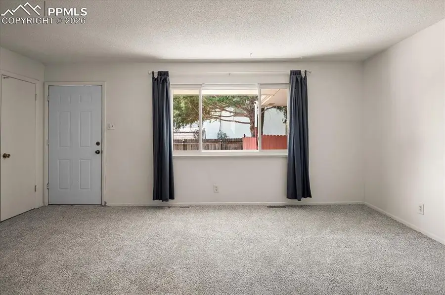 3215 Baltimore Avenue, Pueblo, CO 81008 - Image #2