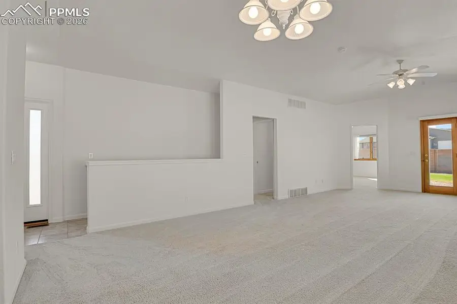 470 S Soaring Eagle Drive, Pueblo, CO 81007 - #3