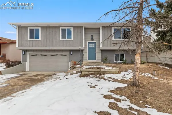 1525 Jet Wing Drive, Colorado Springs, CO 80916