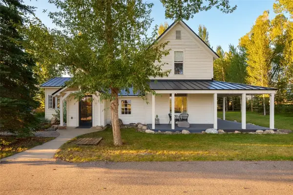 31900 County Road 22 #A&B, Steamboat Springs, CO 80487