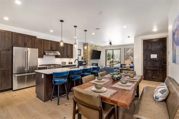 557 Center Circle #C2, Silverthorne, CO 80498