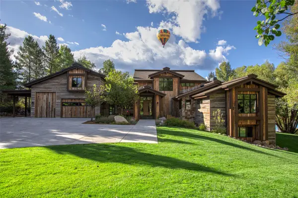 855 Fox Lane, Steamboat Springs, CO 80487