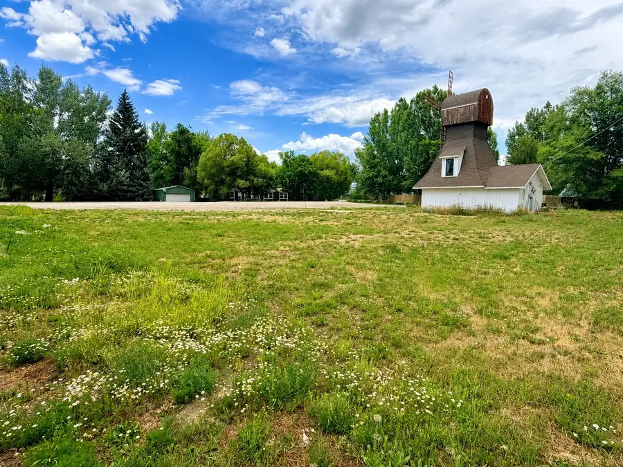 739 E Jefferson Avenue, Hayden, CO 81639 - #3