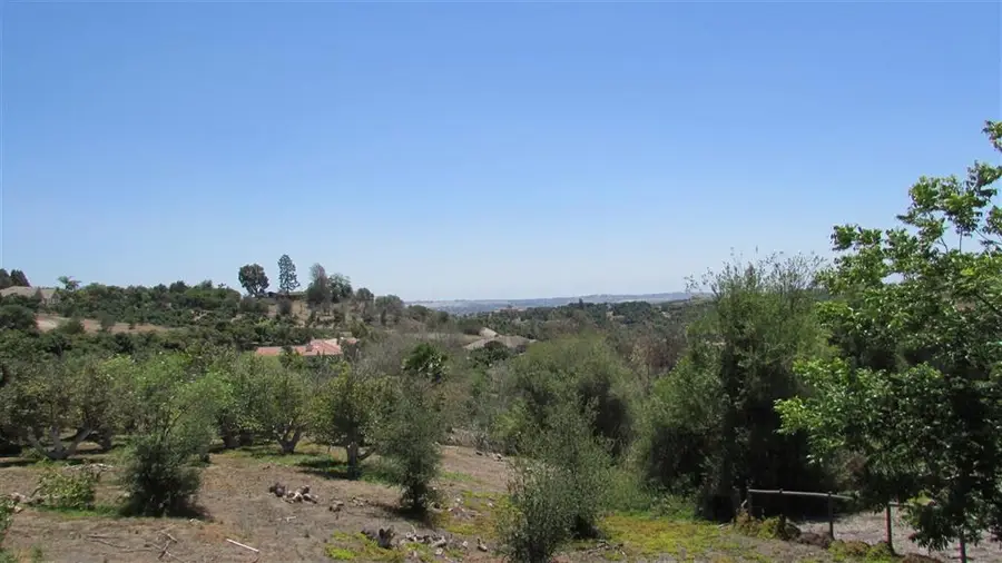 Via Rancho Del Lago, Oceanside Escondido, CA 92003 - #3