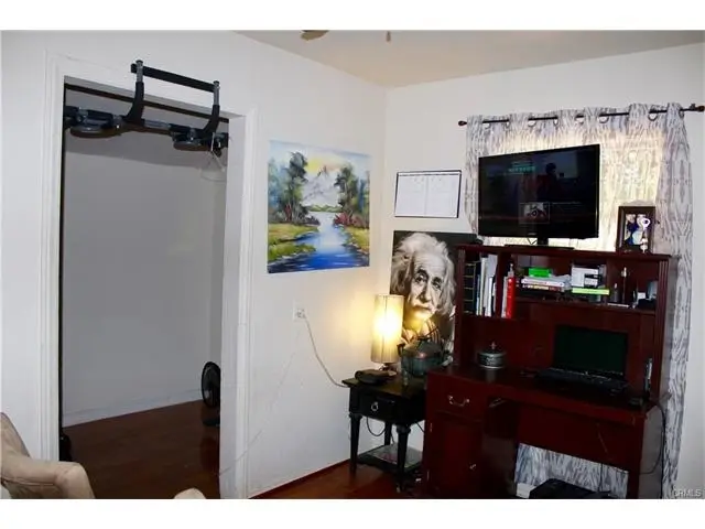 225 W 4th St, Perris, CA 92570 - #3