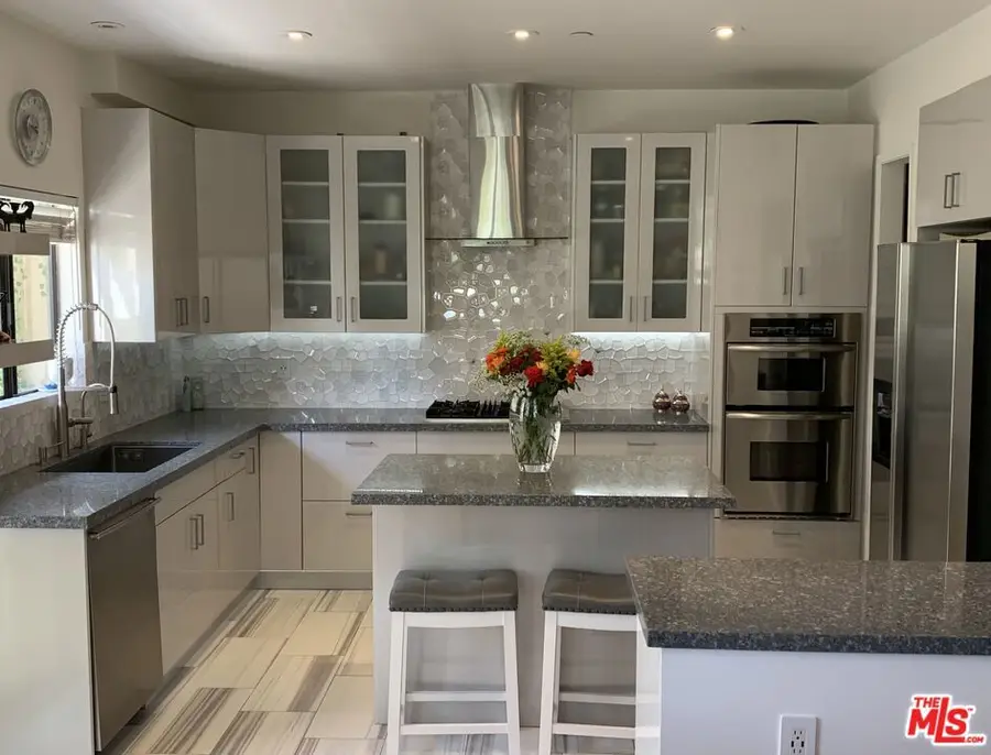 720 Huntley Drive #104, West Hollywood, CA 90069 - #2