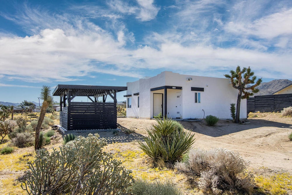 6785 San Angelo Avenue, Joshua Tree, CA 92252 BHGRE