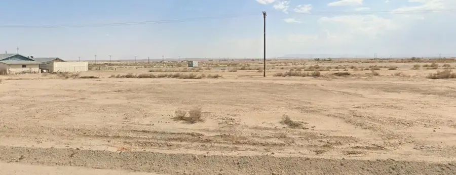 1021 Paraguay Avenue, Salton City, CA 92274 - Image #3