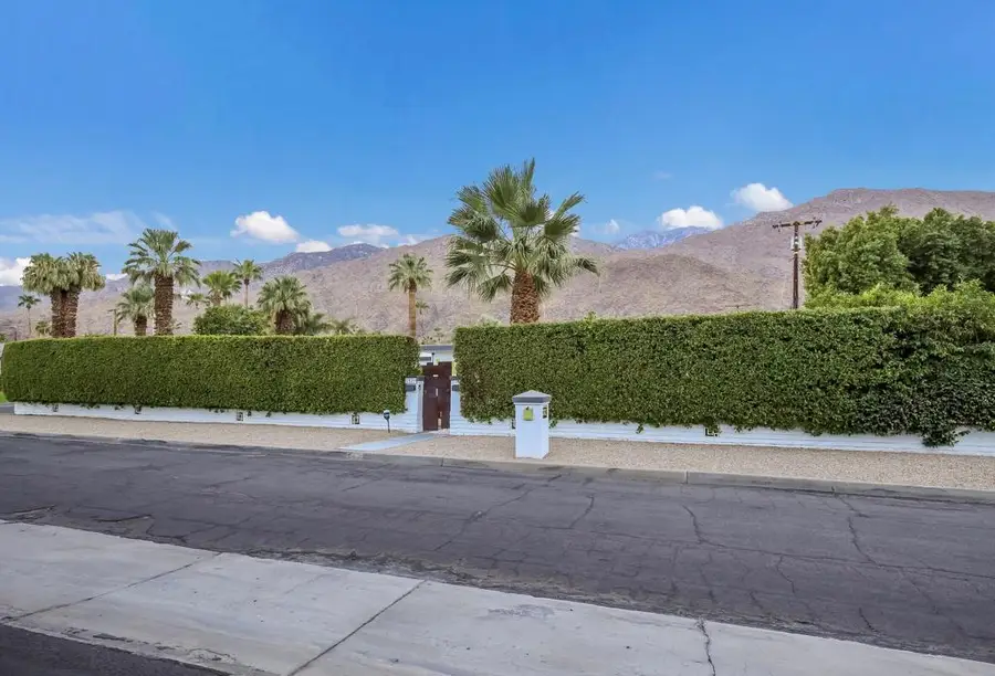 1529 S Calle Palo Fierro, Palm Springs, CA 92264 - Image #2