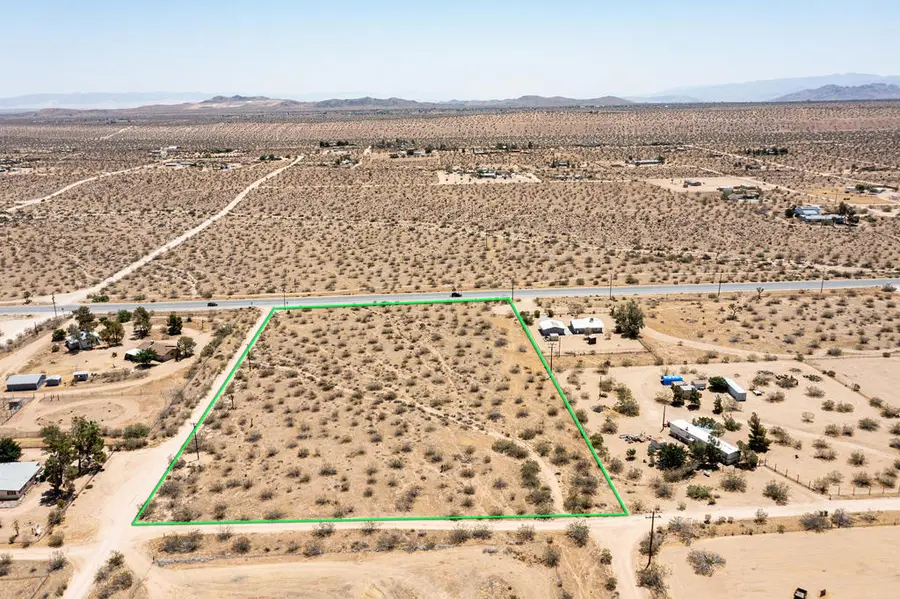 56045 Vin Rose Lane, Yucca Valley, CA 92284 - #3